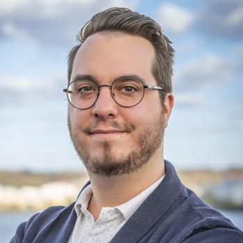 Nathaniel Voss, Senior Scientist Nathaniel Voss, Senior Scientist